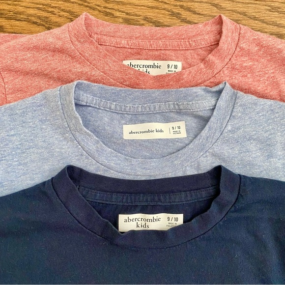 Abercrombie Kids Short Sleeve Tee Trio - Navy, Heather Blue, Heather Red - Picture 2 of 3